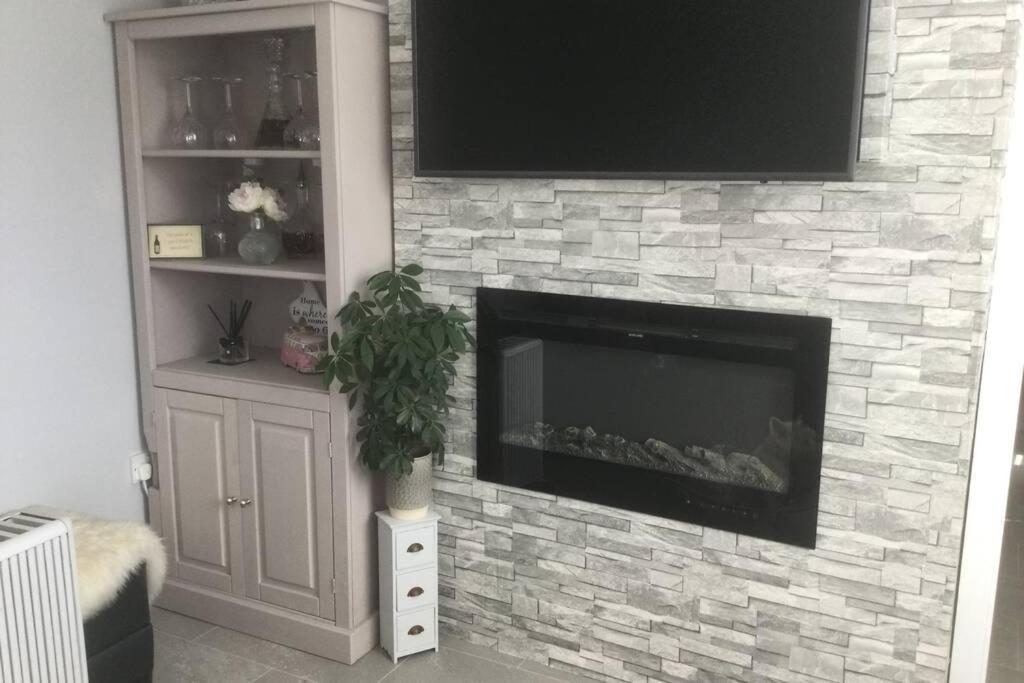 Leafy Lytham Central Lovely Ground Floor 1 Bedroom Apartment With Private Garden In Lytham Dog Friendly ليثام سانت أنيه المظهر الخارجي الصورة